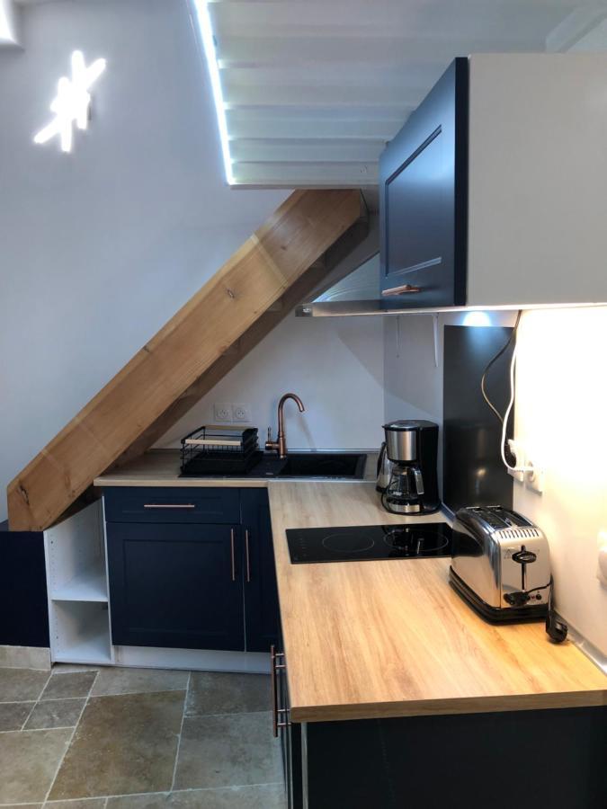 Quartier D'Emily In Paris Apartment Bagian luar foto