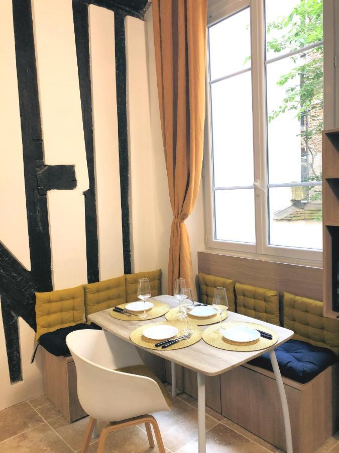 Quartier D'Emily In Paris Apartment Bagian luar foto