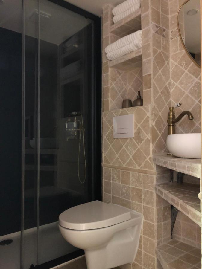 Quartier D'Emily In Paris Apartment Bagian luar foto